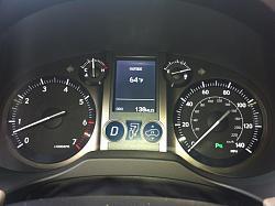 Outside temperature displayed in instrument panel-img_0328.jpg