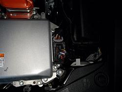 Cover on wires going into the hybrid computer-engine-2.jpg