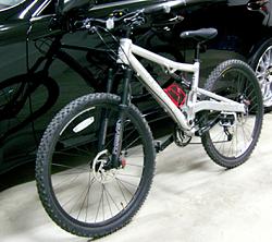 Lexus Factory Roof rack and Bike holders-c1.jpg