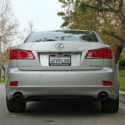 stock exhaust different between '11 and pre '11?-jf_09is_rear.jpg