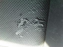 Bubbles in seat leather-img00067-20120830-1238.jpg