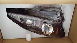 Replica 2011-2012 LED headlights (Alibaba)-20140328_145211.jpg