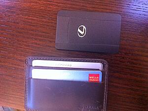 My new Smart Card + Saddleback wallet = Near Perfection!  :)-ayf8k.jpg