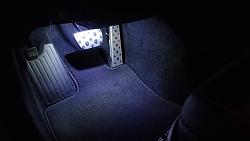 &gt;&gt;&gt; LED &amp; HID Lighting Upgrades &gt;&gt;&gt; (with comparison photos)-footwell-led.jpg