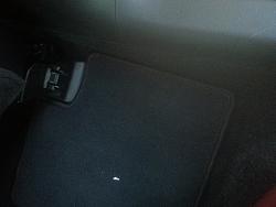 Do all F Sport Rioja have red stitched floor mats?-20130923_183422.jpg