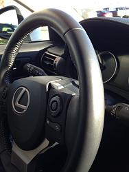 Steering wheel question-img_4009-6-.jpg