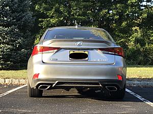 2017 OEM tailpipes uneven-img_5427.jpg