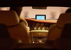 photo of NAV-VIDEO electric-rising monitor - factory option (top center of dashboard)-bentley_15.jpg