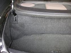 Hidden sub box in SC400-trunk.jpg