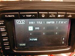 factory dvd player in gs430-lexus-navigation-system-2001-076.jpg