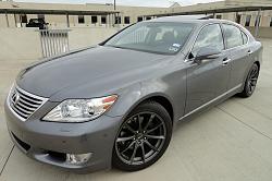 For Sale 2012 Custom Nebula Grey LS460 - Showroom Condition-dsc02140.jpg