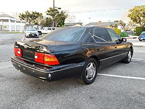 1998 Lexus LS400 *Black on Black, Clean Title, Runs good!*-ueo475q.jpg