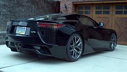 Lady driving her LFA like it was meant to be: Using launch control and acceleration-2012-01-24_14-46-28_772.jpg