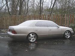 Powder + CAR-snow1-small-.jpg