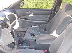 Cloth upholstery-90-ls-front-seats.jpg