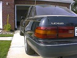 Score 1 for the LS400!-lexus_outside_rear_driver-small-.jpg