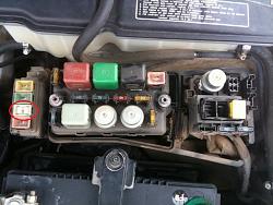 Cluster died and car stopped shifting from first-fusebox.jpg