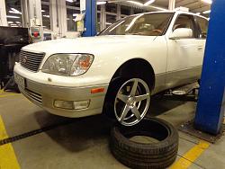 LS400 owners post your wheel setup-dsc05700.jpg