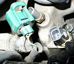 DIY Coolant Temperature Sensor change (PICS)-p1000991-coolant-temp-sensor-plug-bare-wire.jpg