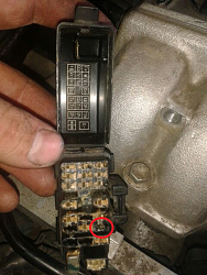 All my crazy Lexus issues SOLVED!! (ECU-leaking capacitor)-service-port.png