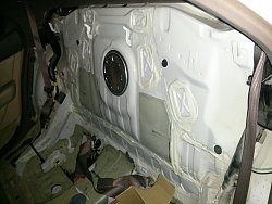 What is this?? (Sealant on back seat mount)-forumrunner_20140707_235845.png