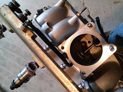 JDM Upper intake man. has fuel line ?!!?!?!?!?!? PLZ VIEW PICTURES-cam00018.jpg