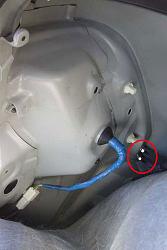 Need help changing brake light-light22b.jpg