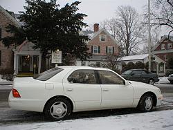 POLL,two tone or solid color-white-ls400.jpg