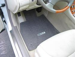 The new optional Premium carpet floor mats from the LS460L fit our LS430 perfectly!-img_0176.jpg