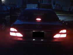 How to change high tail light (3rd brake light)-04-28-09_0532.jpg