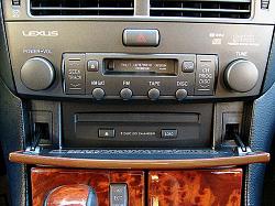 can you move CD changer inside glove compartment?-1075-lexus-ls430-gray-cd.jpg