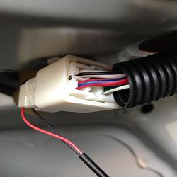 Where is Reverse signal on 2001 LS430 for a back-up camera?-wire-harness-closeup.jpg