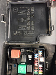 No relay in my AC COMP -in fuse box...???-fuse-box.jpg