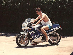 Who here drives LS430 and also rides motorcycle(s)-1988_fzr1000.jpg
