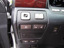 AC 115V button-ls460l-exec-blk.jpg