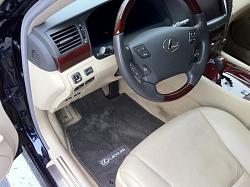 Black floor mats with Cashmere interior-1.jpg