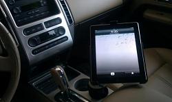 ?? Ipad place in the car ??-ipadcupholder.jpg