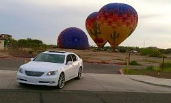 I8ABMR'S LS460 had a meeting with some hot air balloons-579928_501625659872853_18694568_n.jpg
