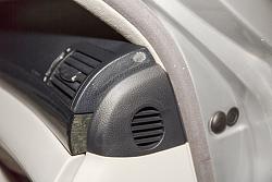 Is your dash sticky, esp when warm?-5e1a6995.jpg