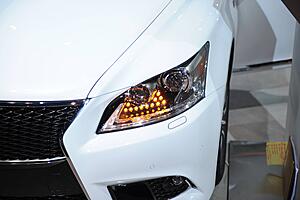 LED headlights-poqjy1b.jpg