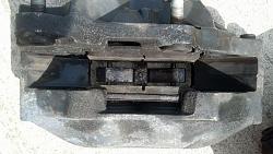 FS: 1995-1997 LS400 4-piston brake calipers, 5-tn_img_20130421_102251_222.jpg