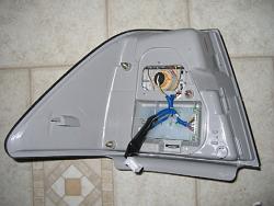 2004 LEXUS LS430 OEM R. Tail Light-picture-002resize.jpg