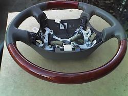 FS: wood steering wheels-03-23-06_1630.jpg