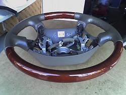 FS: wood steering wheels-03-23-06_1634.jpg