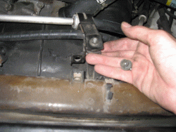 2001 LX470 Radiator Replacement-step16.gif