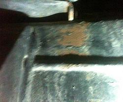 Undercarriage Rust on 3 month old facelift 2012 LX570 (my2013 in US)-img_2509.jpg