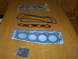 What is this stuff -Headgaskets, Cylinder heads...-109_9792.jpg