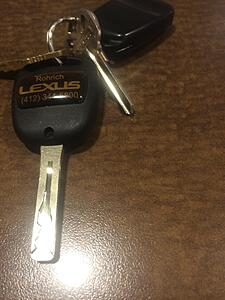 Got key made at Lexus  lifetime free replacement also Eternity key available 5!-6axq27w.jpg