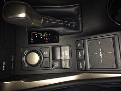 A question about the transmission...-centre-console.jpg