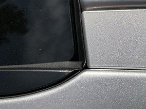 Windshield replacement missing moulding?-img_2979.jpg